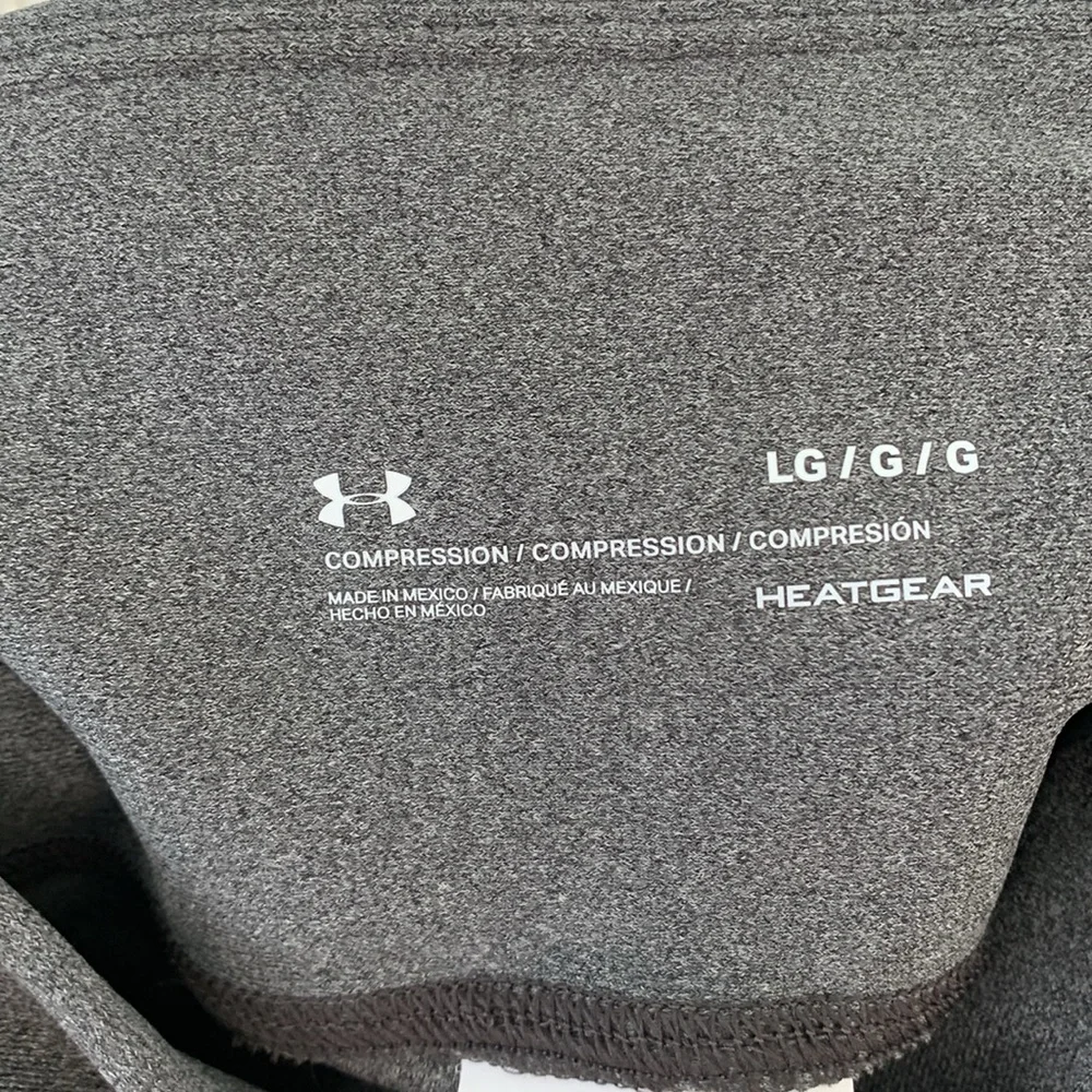 UNDER ARMOR COMPRESSION MASH ANKLE CROP LEGGINS size L